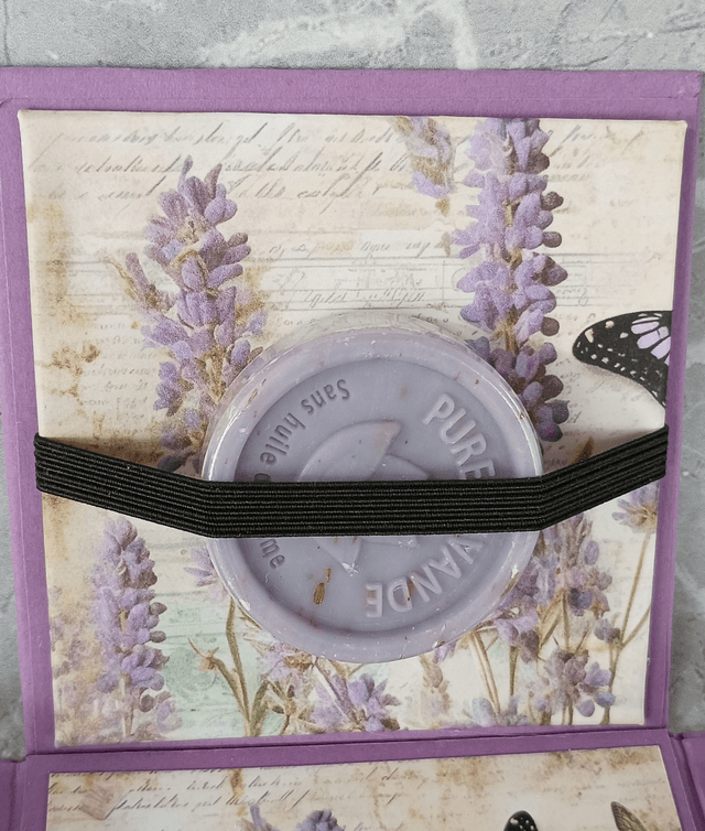 Coffret Cadeau Lavande. Fait Main et Artisanat de Provence. Effet surprise